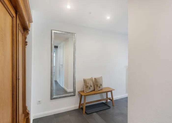 Feldmann Auf Der Mauer * Schmallenberg