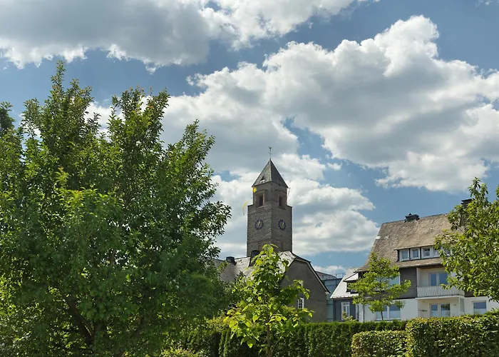 Feldmann Auf Der Mauer *