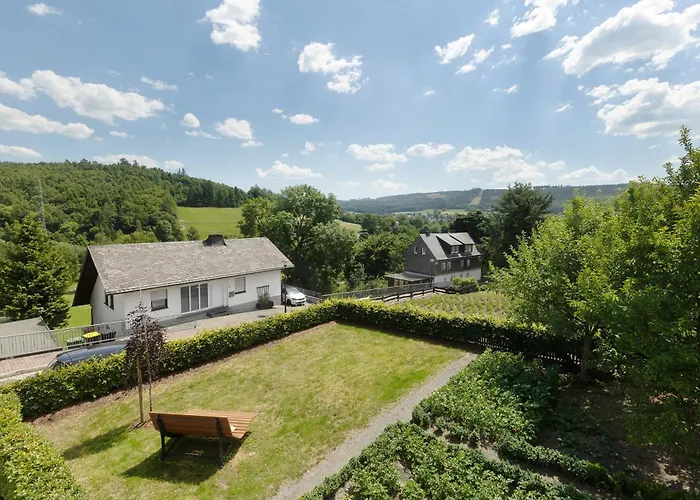Feldmann Auf Der Mauer Schmallenberg